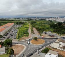 Secretaria de Manutenção vistoria obras do prolongamento da Roberto Simonsen