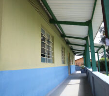Escolas municipais recebem pintura e serviços de manutenção e limpeza