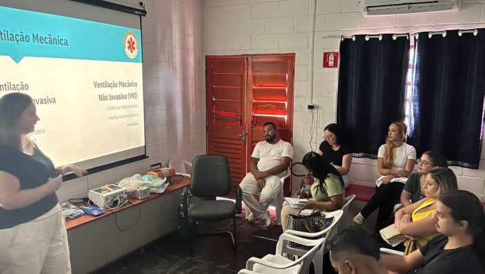 Profissionais da Saúde passam por curso sobre ventilação mecânica