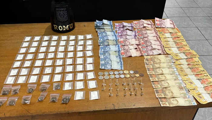 Romu prende três pessoas por tráfico de drogas