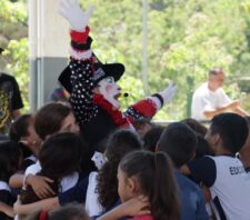 Prefeitura celebra o Dia do Circo com atividades lúdicas para as crianças