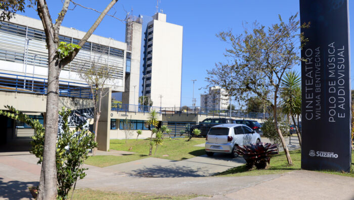 Programação do Cineteatro será especial em homenagem à mulher