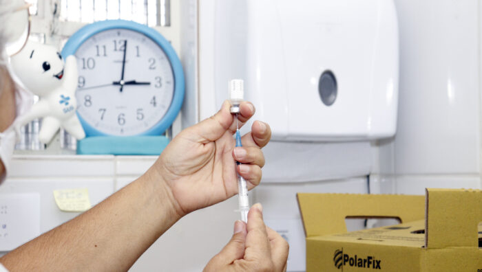Saúde alcança 27,8% do público-alvo com vacinação contra a dengue