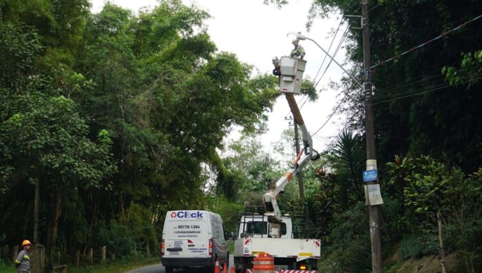 Suzano inicia instalação de 87 pontos de iluminação pública na estrada do Koyama