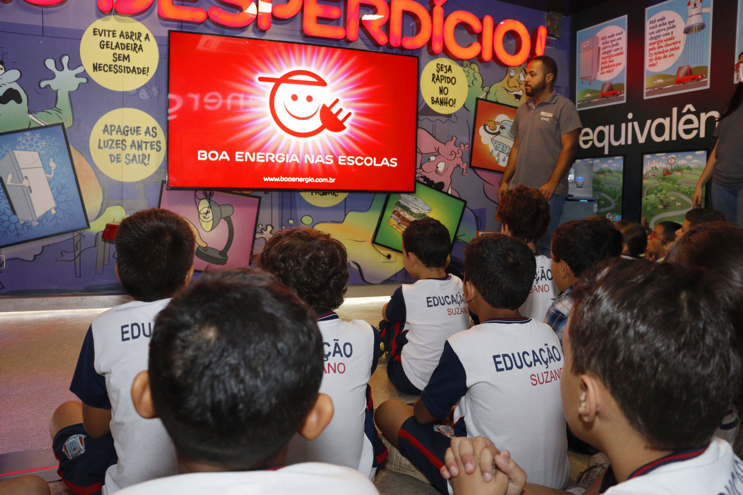 Projeto ‘Boa Energia nas Escolas’ inicia visitas às unidades municipais
