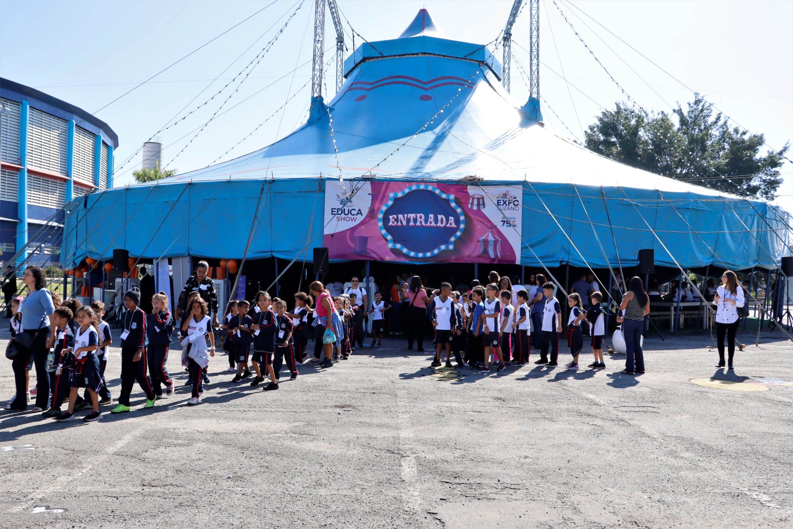 Abertura do ‘EducaShow’ marca início das atividades da ‘ExpoSuzano 2024’