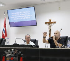 Desenvolvimento Econômico aponta avanços em parcerias durante audiência pública