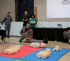 Representantes de 48 escolas da rede municipal recebem treinamento