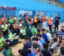 Esporte promove evento de futsal em alusão ao Dia das Mães