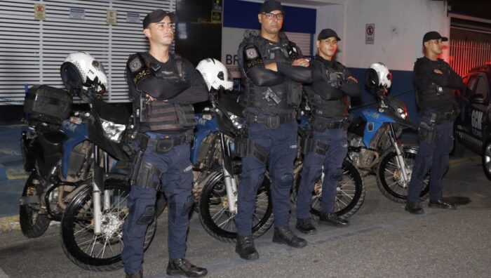 GCM recolhe motocicletas irregulares e localiza veículo furtado
