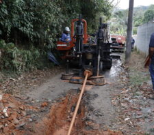 Obras na rede de água avançam no bairro Meu Sossego para atender 250 moradores