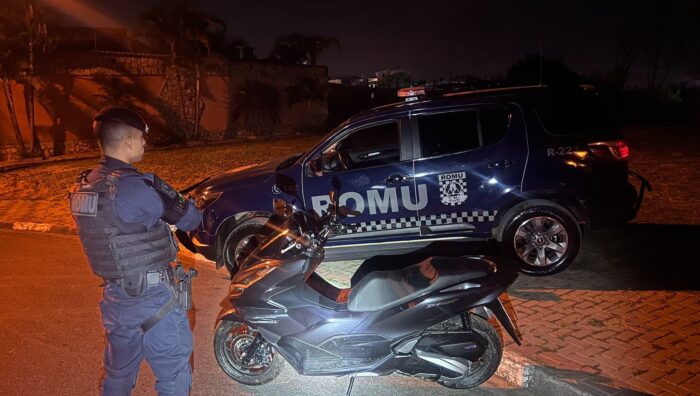 GCM recolhe motocicletas e localiza mais de um quilo de drogas