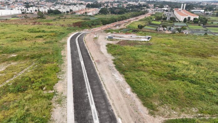 Obra de prolongamento da avenida Senador Roberto Simonsen alcança nova fase