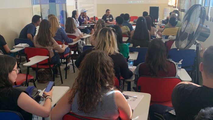 Assistência Social oferece capacitação a funcionários sobre direitos do público LGBTQIAPN+