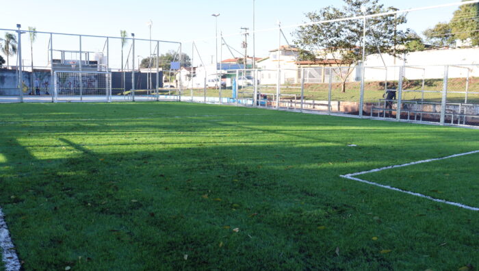 Arena Esportiva do Jardim Vitória completa um ano e muda cenário de lazer no bairro
