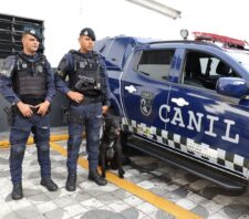Canil da GCM recupera van roubada durante sequestro e prende suspeito