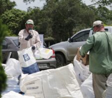 Departamento de Agricultura promove ação para descarte de embalagens de defensivos agrícolas