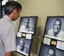 Paço Municipal recebe exposição de fotos da campanha ‘Novembro Azul’