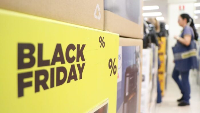 Procon de Suzano acompanha atuação do comércio durante a Black Friday