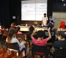 CEU Gardênia recebe workshop sobre noções básicas de DJ
