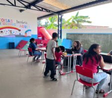 CadÚnico atende famílias em escola na Vila Ipelândia