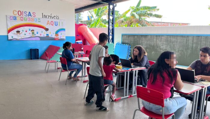 CadÚnico atende famílias em escola na Vila Ipelândia