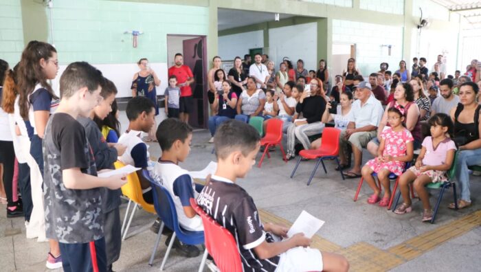 Mais de 2 mil alunos de dez escolas municipais participam da ‘Feira do Empreendedorismo’