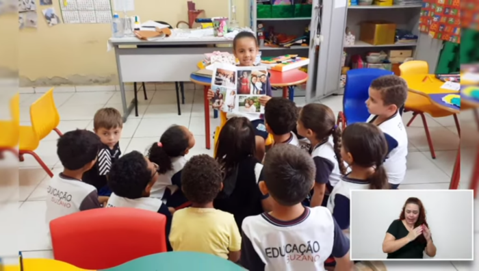 Programa ‘Cola Aí’ mostra como rede municipal trabalha literatura com as crianças