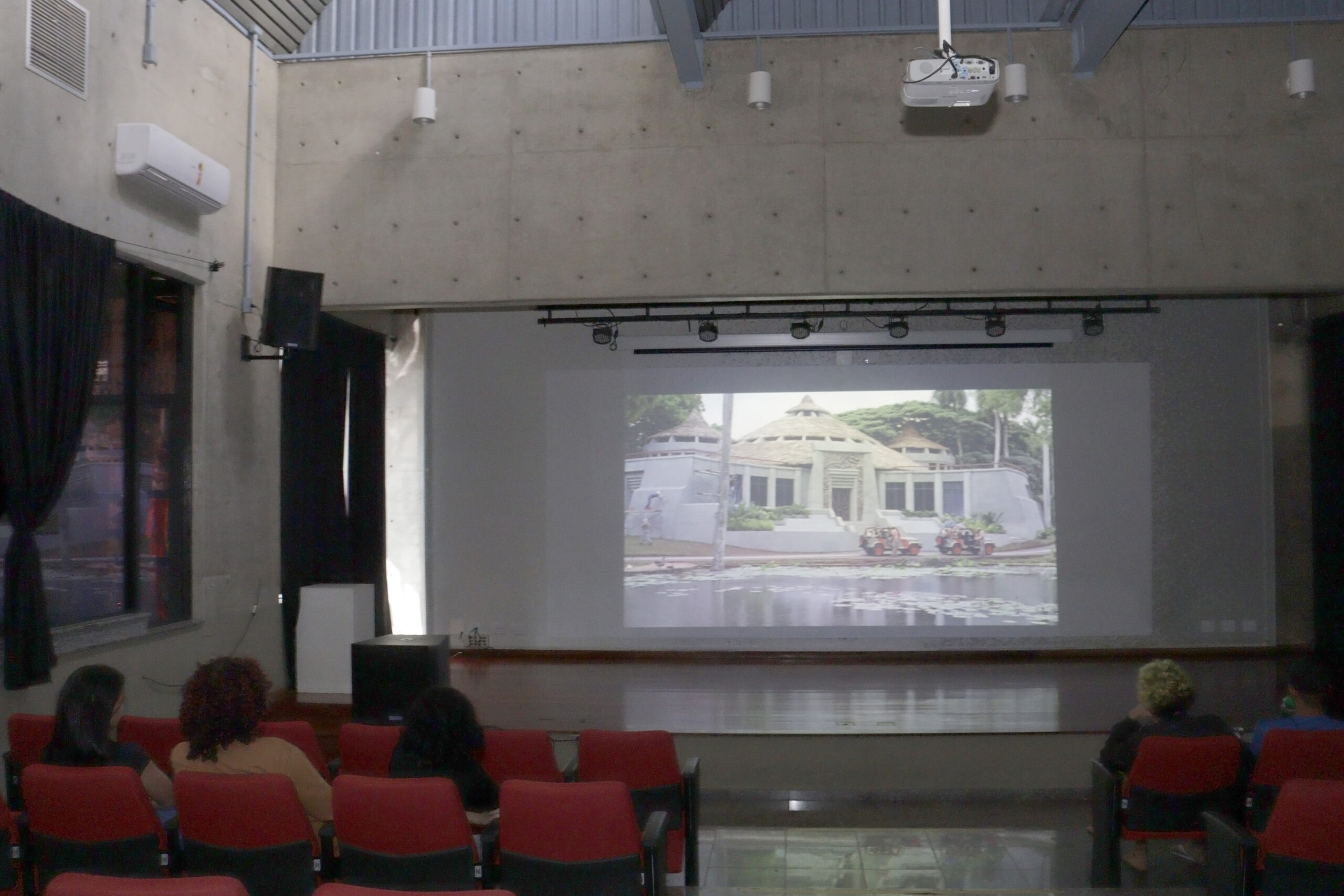 Cineteatro Wilma Bentivegna recebe mais de 10 mil pessoas em eventos culturais