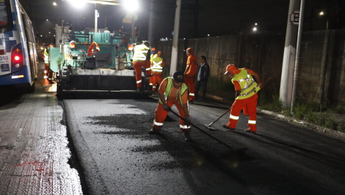 Suzano atinge recorde de pavimentação com mais de 350 quilômetros de vias contempladas