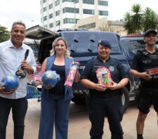 Segurança Cidadã entrega brinquedos arrecadados para o Fundo Social