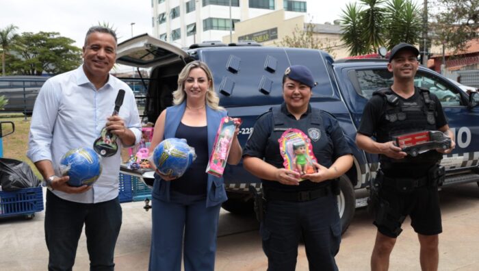 Segurança Cidadã entrega brinquedos arrecadados para o Fundo Social