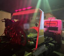 Equipes da Romo retiram de circulação quatro motos irregulares