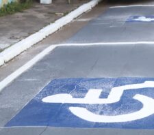 Secretaria de Transporte garante direito a vagas especiais para 50 mil deficientes e idosos
