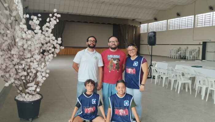 Atletas de Suzano representam o Brasil em campeonato de sumô no Japão