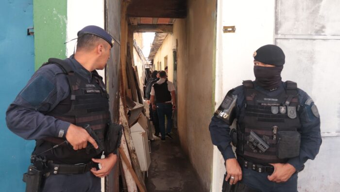 Operação da GCM localiza casa utilizada para refino e distribuição de drogas