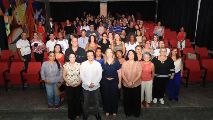 Fundo Social reúne associações para realizar recadastramento e apresentar ações