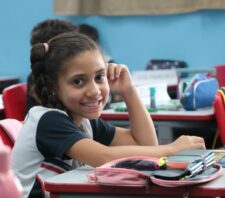 Volta às aulas de 26 mil alunos é acompanhada pelo prefeito de Suzano