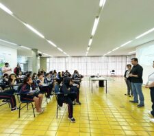 Alunos do Jardim Maitê conhecem tratamento da água em ação educativa