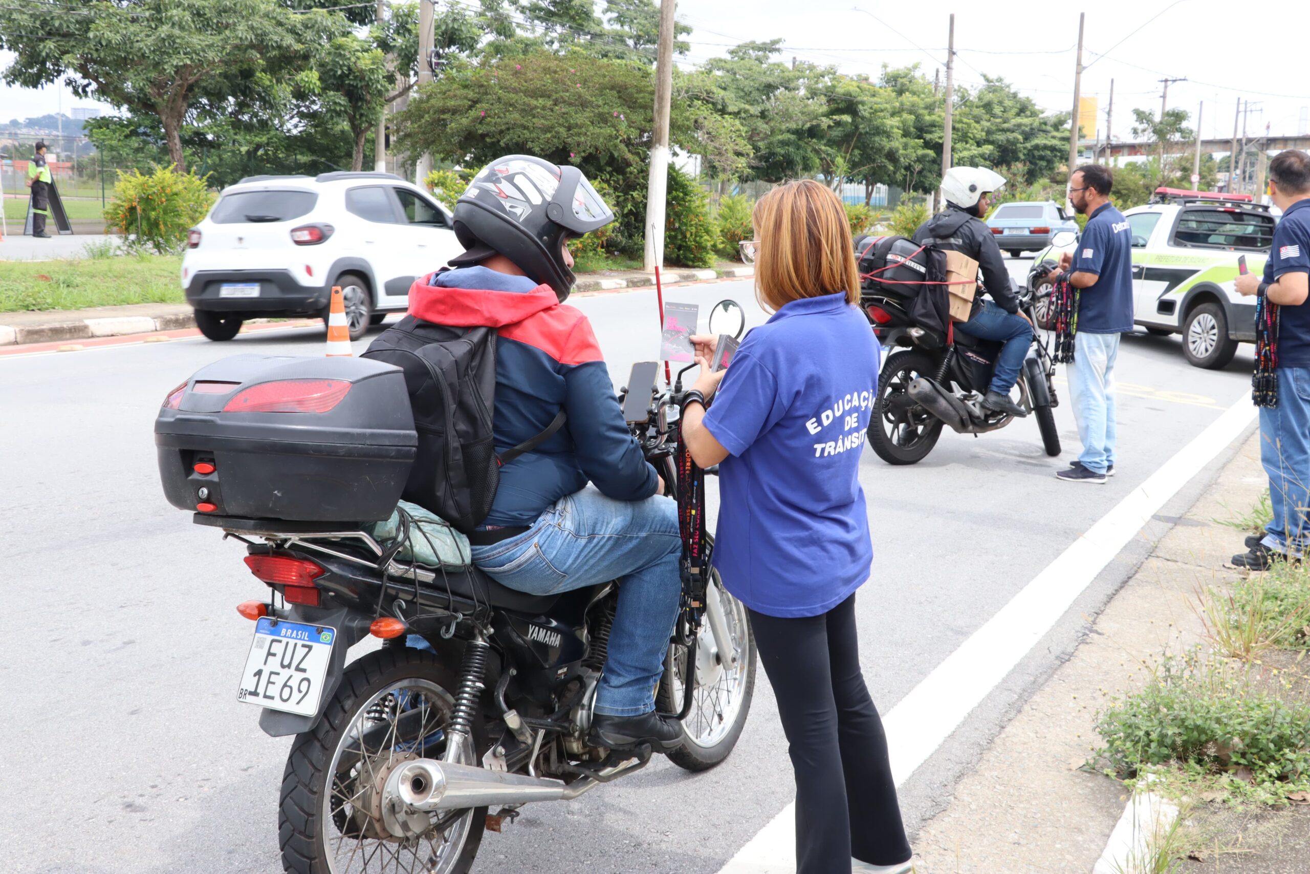 Transporte realiza ação com Detran para reforçar segurança de motociclistas