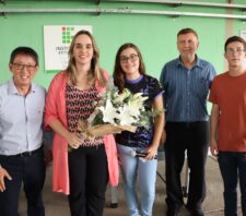 Primeira-dama reforça campanha pela dignidade menstrual com alunos do IFSP
