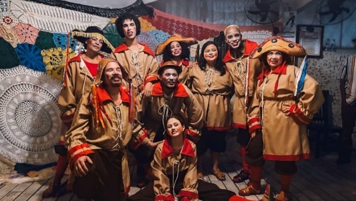 Teatro Armando de Ré recebe espetáculo que resgata história feminina no cangaço