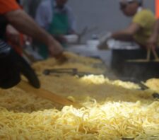 Yakisoba de Suzano se torna o primeiro patrimônio imaterial da cidade