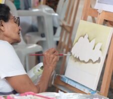 Alunos do Profart participam de ateliês ao ar livre em Suzano
