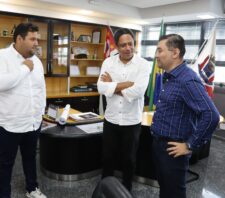 Prefeito se reúne com deputado federal Orlando Silva