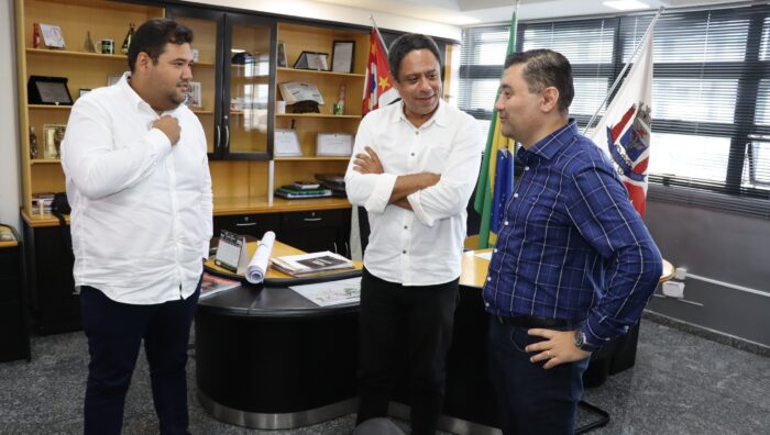 Prefeito se reúne com deputado federal Orlando Silva