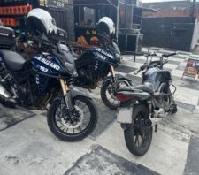 GCM apreende motocicleta irregular e recupera celular furtado