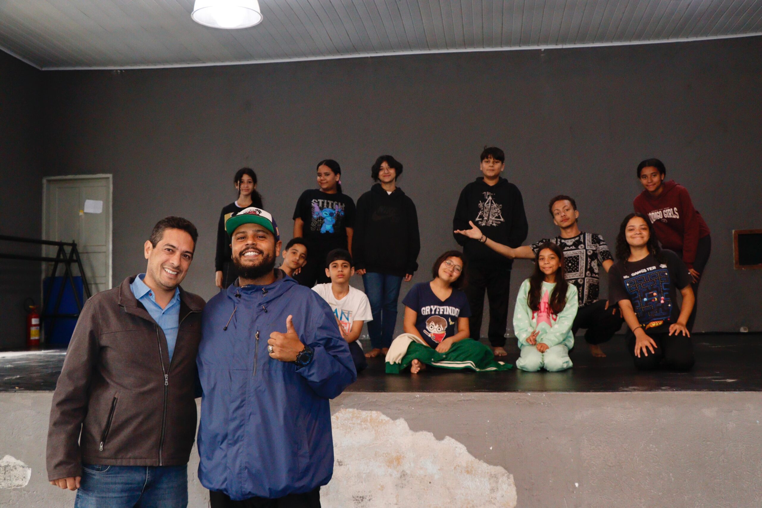 No Centro Cultural Boa Vista, vice-prefeito destaca importância da arte na formação de crianças e jovens