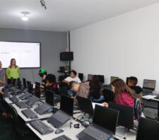 Assistência e Fundo Social reforçam parceria com institutos de Suzano