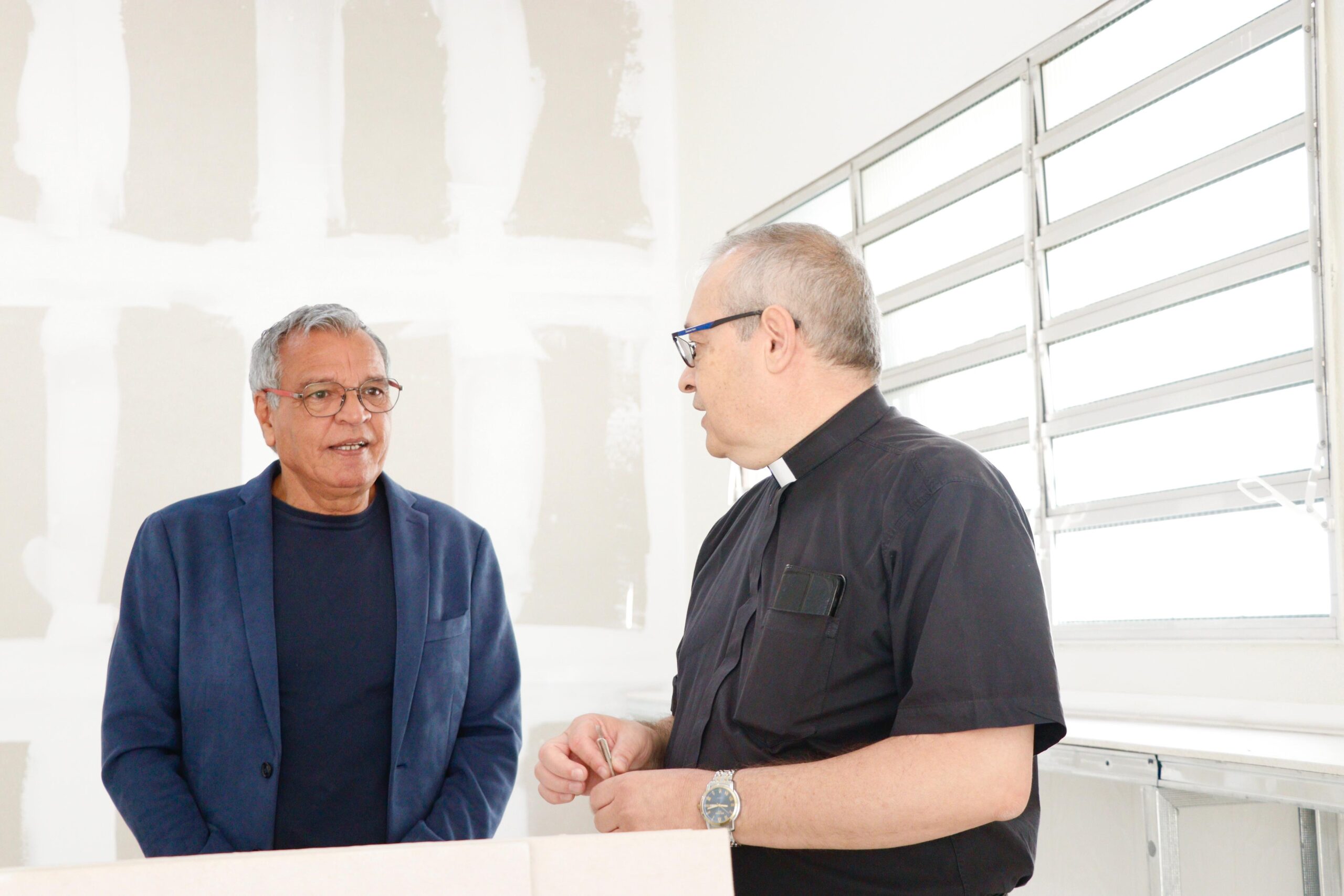 Secretário visita obras de memorial na Paróquia Santa Rita de Cássia